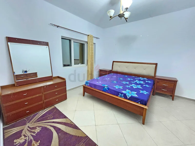 Apartment Master Room Available in 1600 opposite sahara mall al nahda