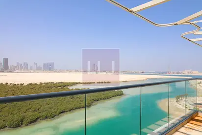 Luxurious Jacuzzi| Stunning Sea View| Great Area