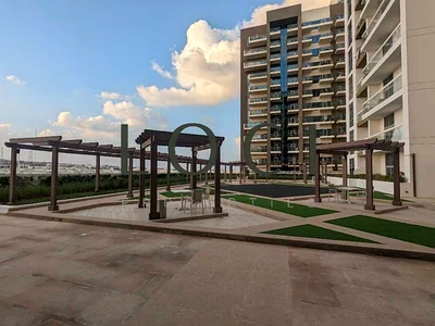 Near To Metro | 15m To Jbr Beach | High Roi