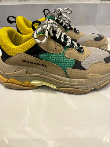 Balenciaga shoes multicolor triple s biege