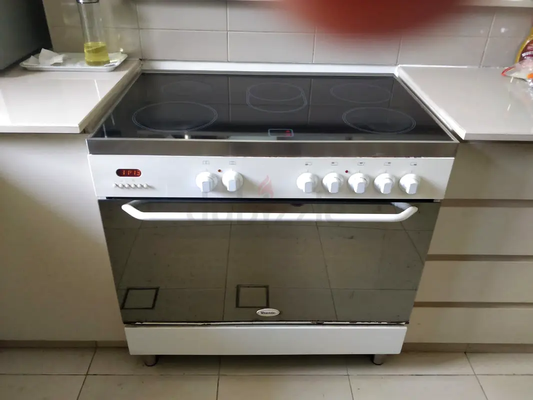 Electric Cooking Range