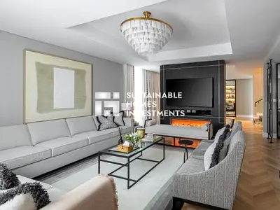 Amazing 4bhk With Premium Finish At Prime Location