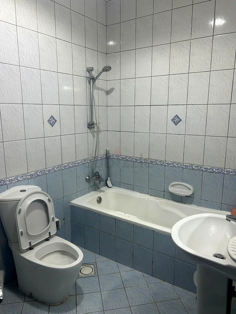 Apartment Bedspace for Executive Bachelors Near Sharaf dg Metro