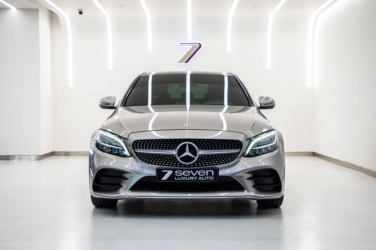 Mercedes-Benz C-Class 2020 — photo 1 of 15