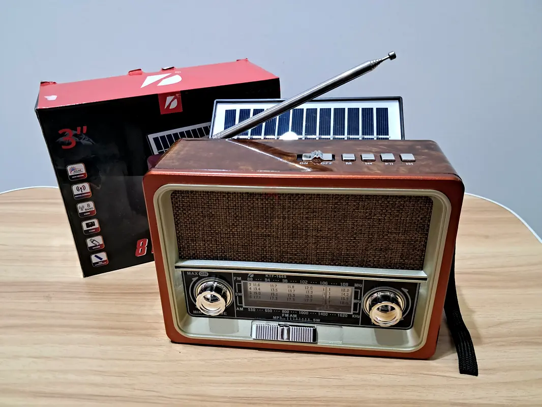 Wireless 8Band Radio (TF,USB)