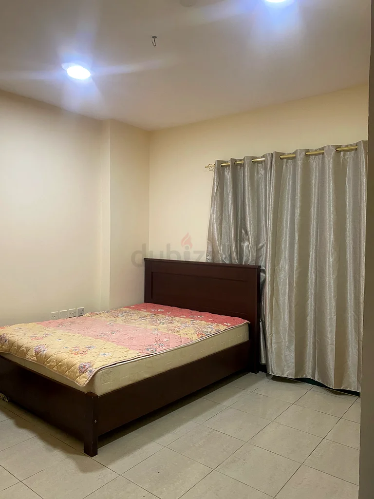 Apartment Balcony room for rent Dubai