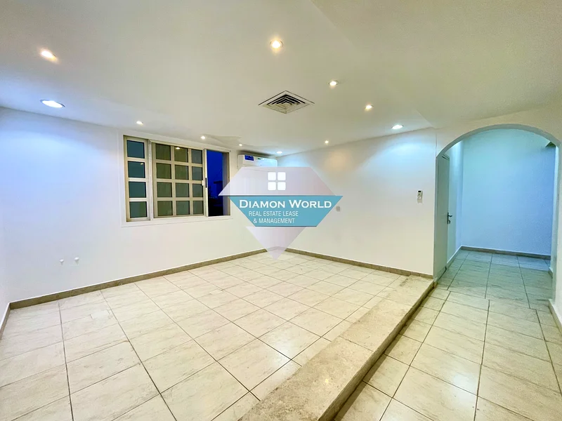 Apartment Spacious one bedroom hall in villa ADDC included near