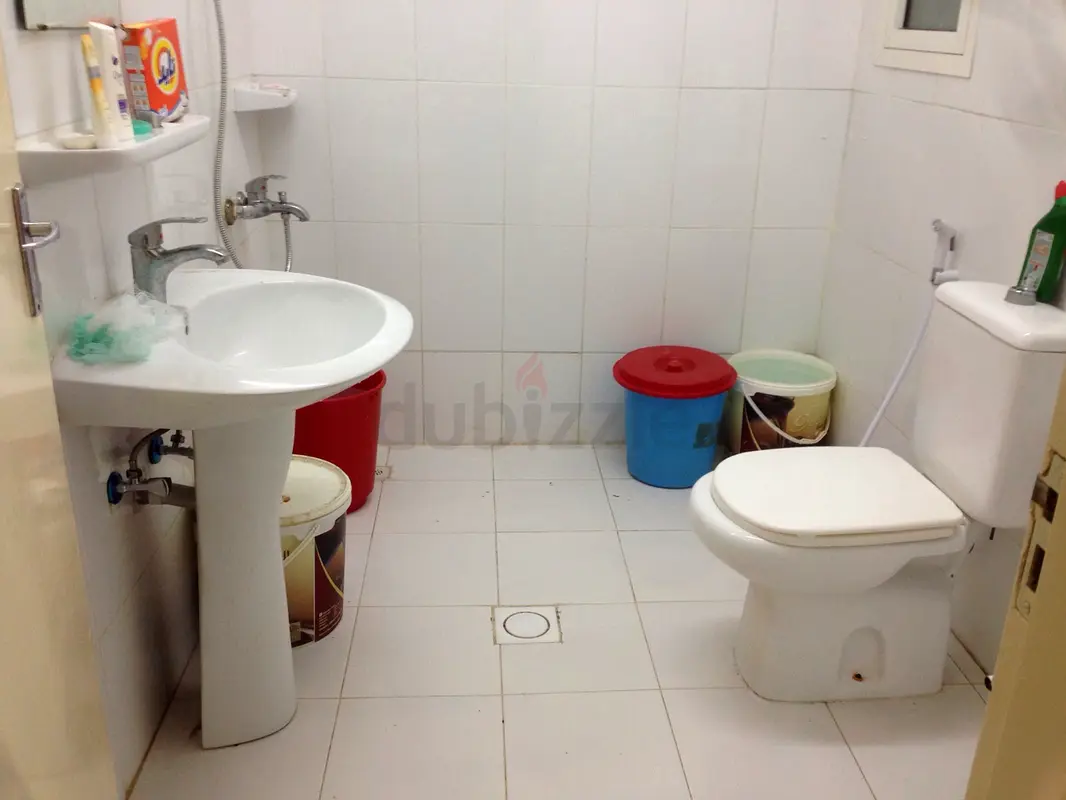 Apartment Furnished Sharing Family Room Available From October 1st