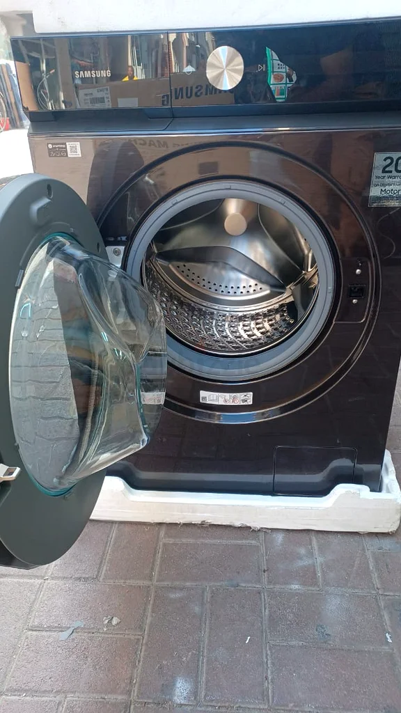 Samsung 11.5kg two in one washing machine brand new