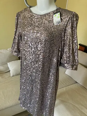 Medium size women cloth