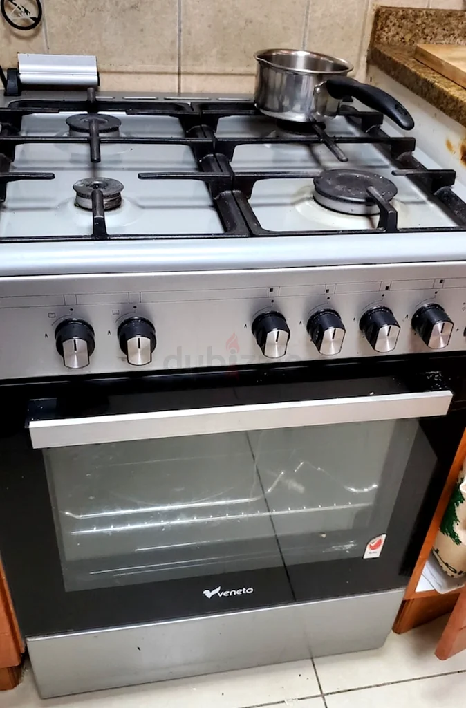 Cooking Range for urgent sale (Gas Cooker)