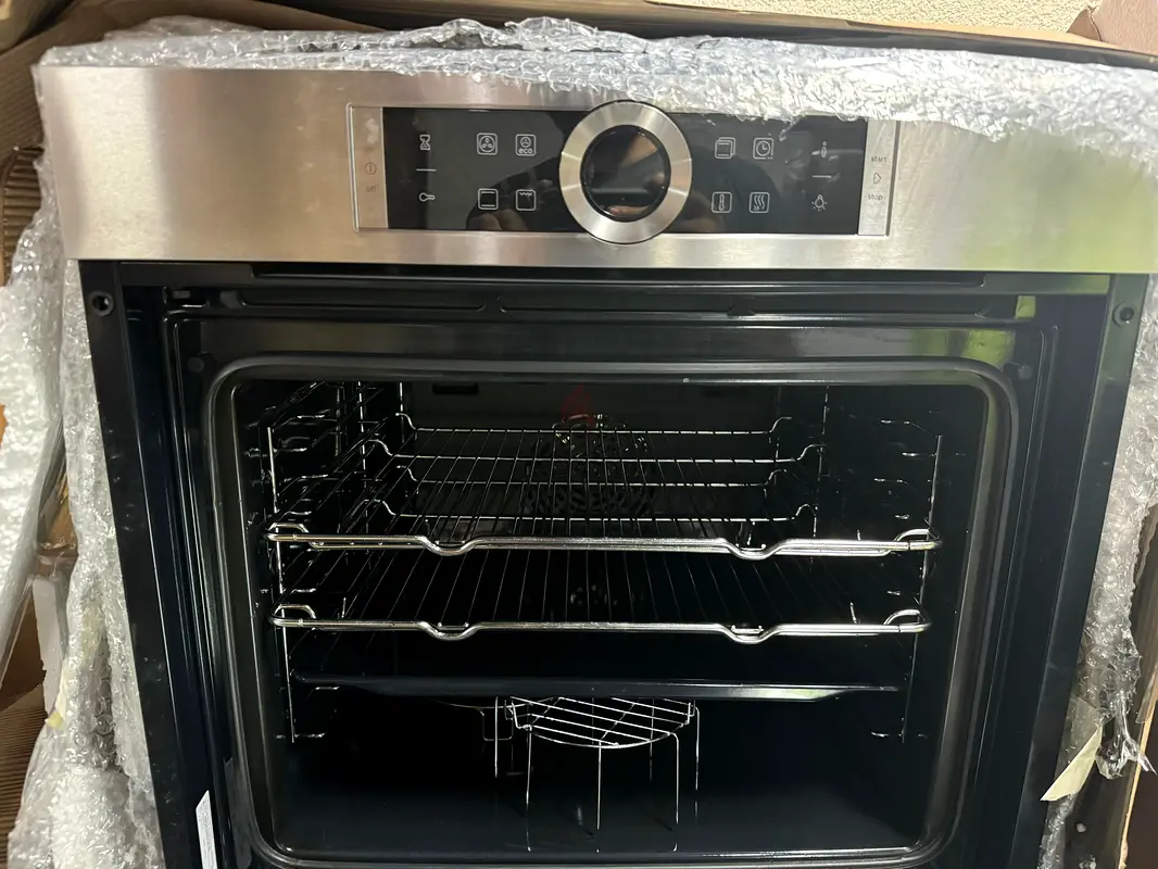 Bosch latest model series 8 electric oven builtin 60cm