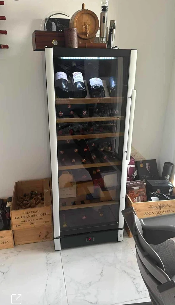 Vestfrost dual temperature Wine Fridge 145 bottle