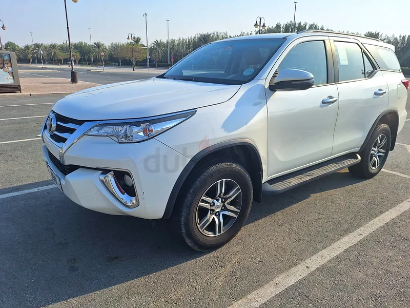 Toyota Fortuner GXR v6 accident free
