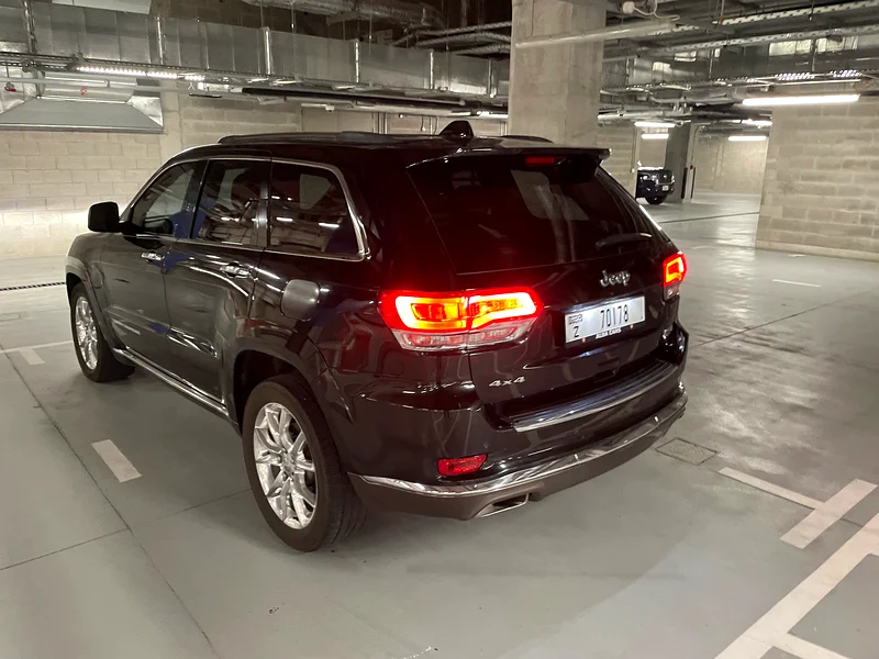 Jeep grand Cherokee summit