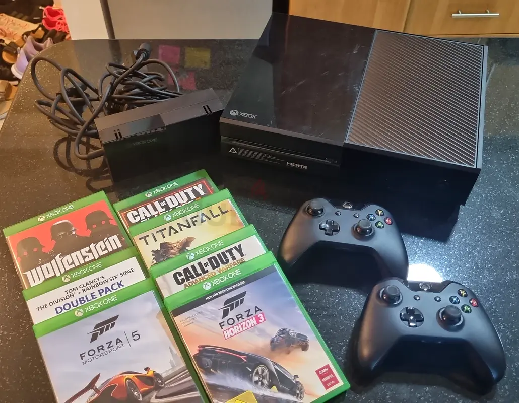 XBox 1, XBox gaming console games and controller