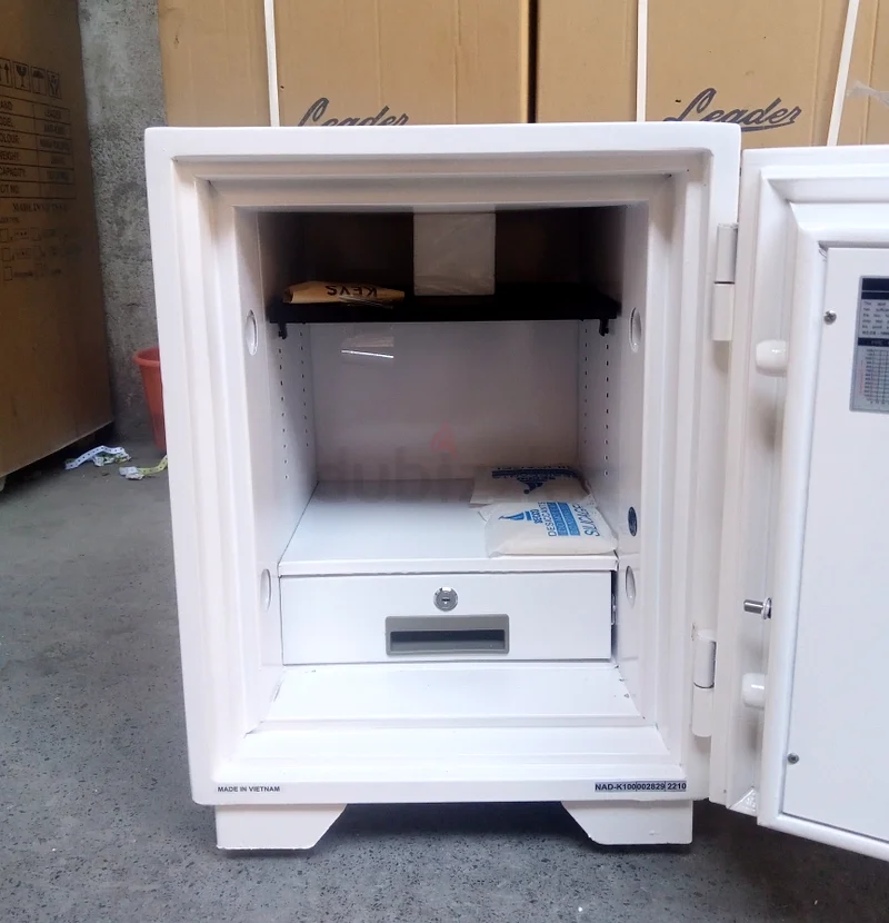 For Sale safe Box Fire proof (Locker)