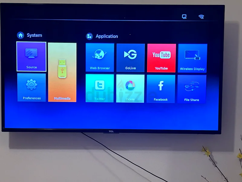 TCL 55” smart tv not working properly