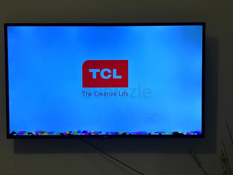TCL 55” smart tv not working properly