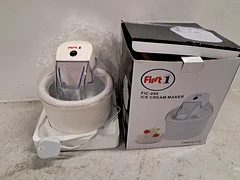judge ice cream maker