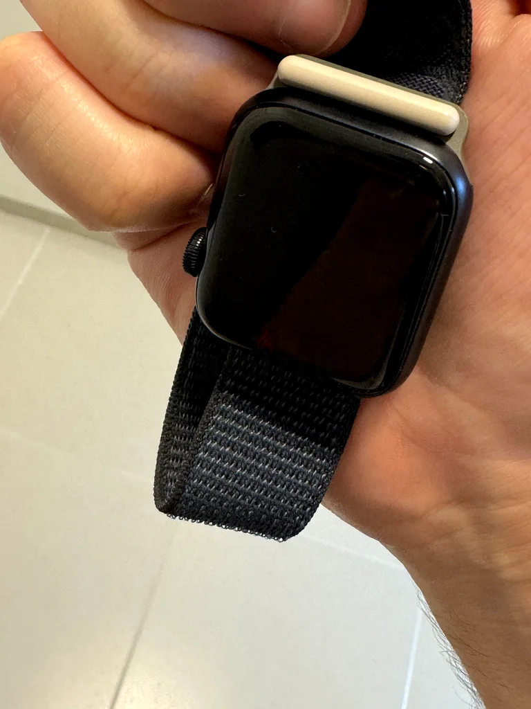 Apple Watch SE new