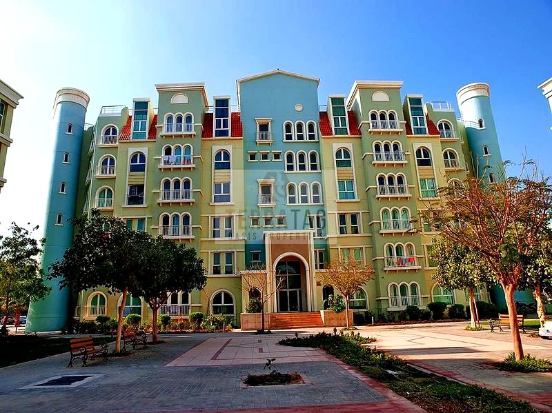 Apartment STUDIO IN MOGUL VACATING SOON NEAR THE METRO