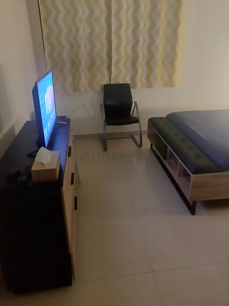 Apartment Master bedroom Mashreq metro Al BARSHA All Cities
