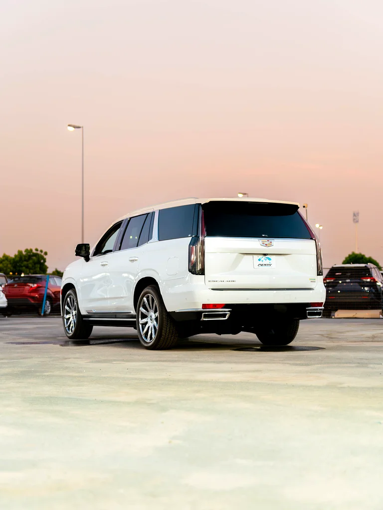 Cadillac Escalade Platinum 2021 Japanese Specs Brand New Condition63175261334146114