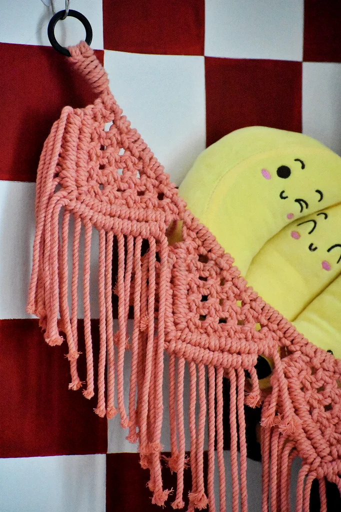 Macrame toy hammock63208382513537113