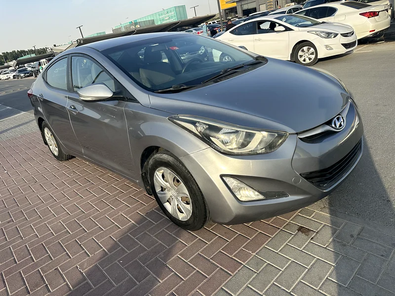 Hyundai Elantra 2016 gary color GCC alen car63160161962243113