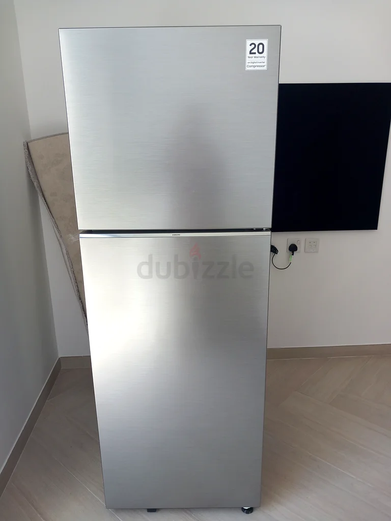 Samsung 420 litter refrigerator smart invter model excellent