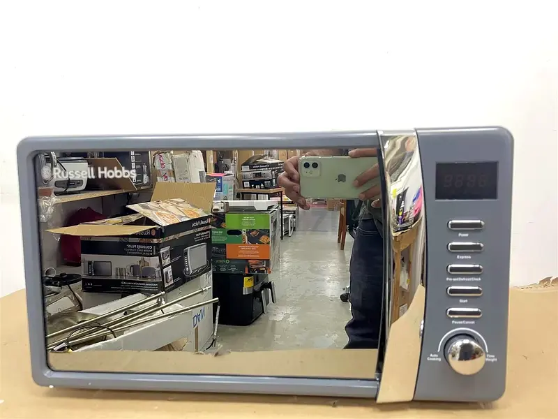 Russell Hobbs 700W Standard Microwave RHMD702 Grey