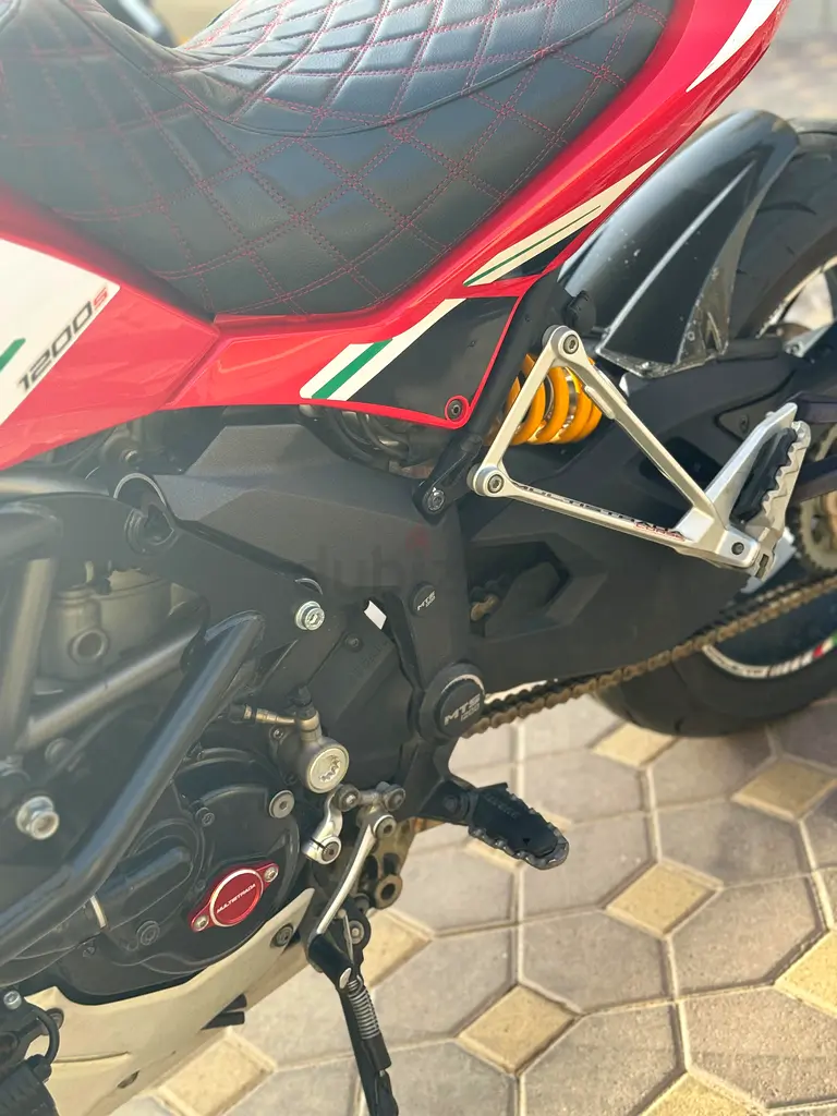 DUCATI MULTSTRADA 1200S AL AIN