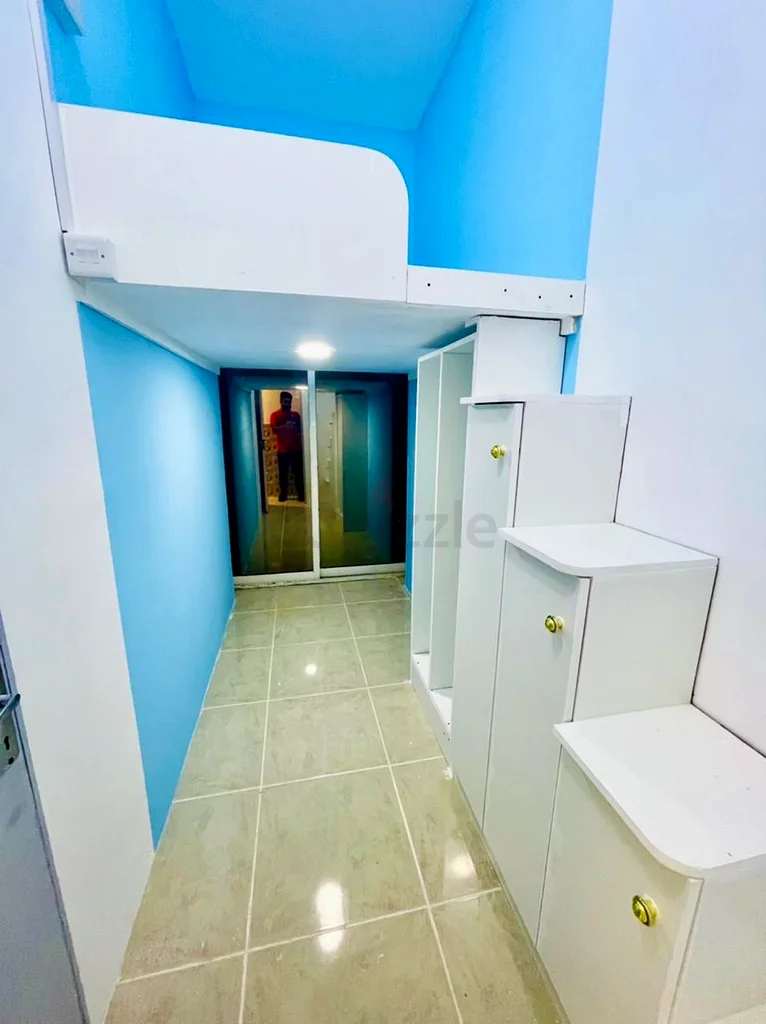 Apartment Partition Room Available in Al Barsha 1, Dubai near to Mall