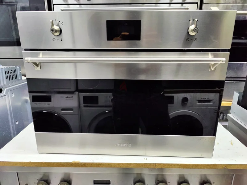 Smeg Builtin Electric microwave and combi oven with electric grill