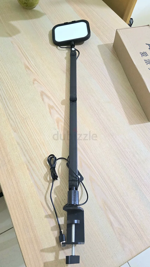 Apexel Streaming Light With Arcticulating Arm (10W)63229684490497112