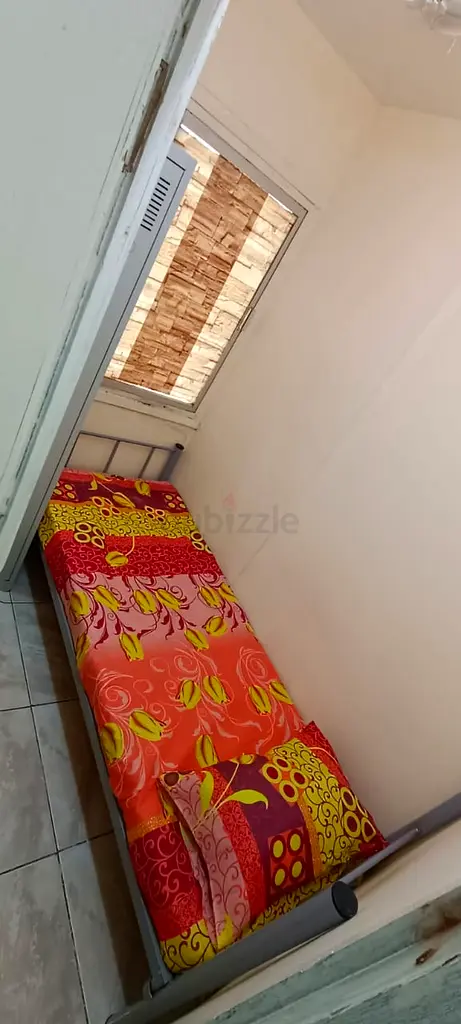 Apartment Bachelors Closed Partition in Abu Shagara Sharjah