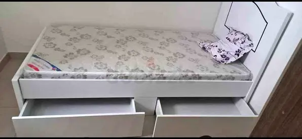 Storage bed ️