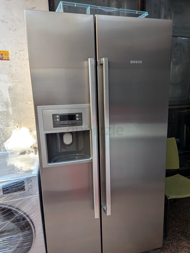 Bosch side by sides fridge water dispenser