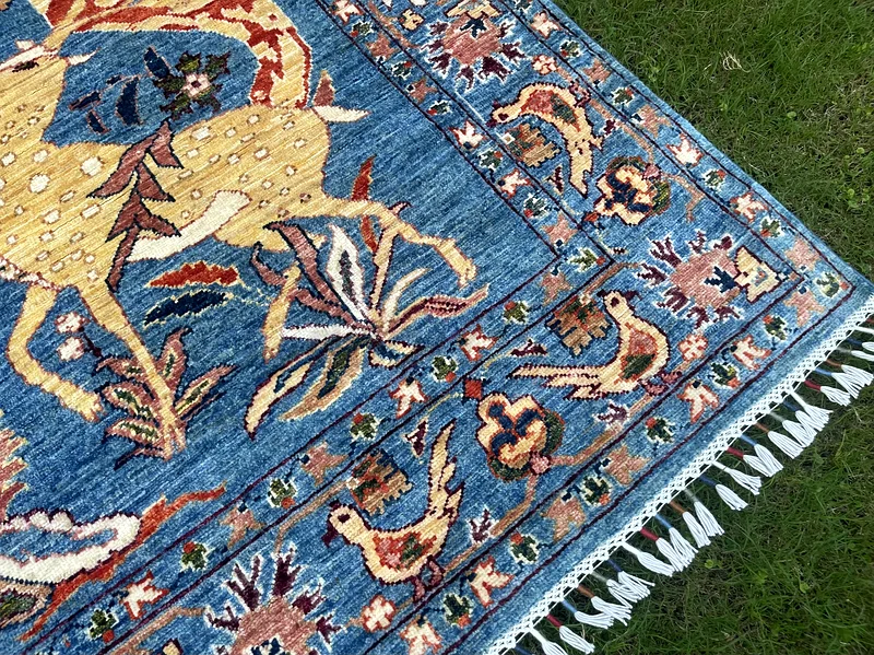 152 × 200 سم | سجادة أفغانية أريانا جديدة جميلة بتصميم غزال يدوي63183723265923114