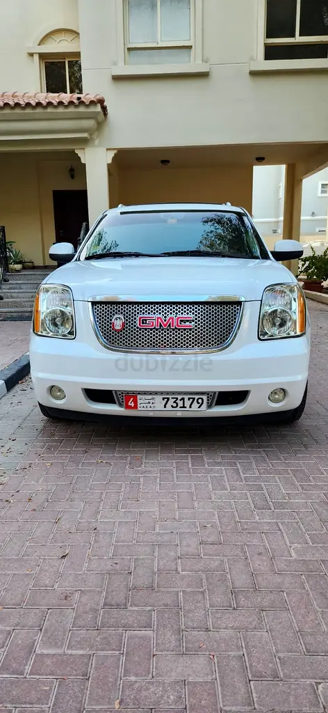 2009 GMC Denali XL GCC