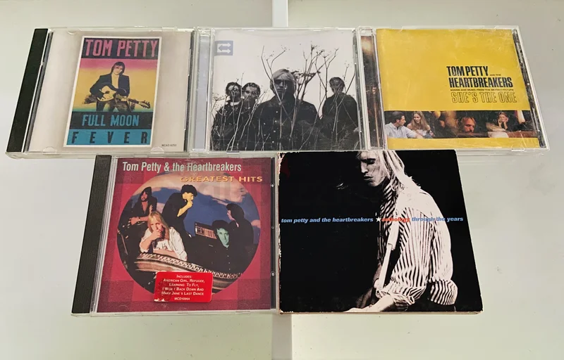 5 Tom Petty Music CD’s62866837919105117