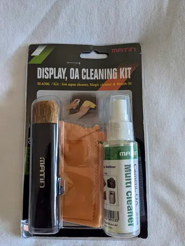 Matin M-6306 DSLR or Screen Cleaning Kit