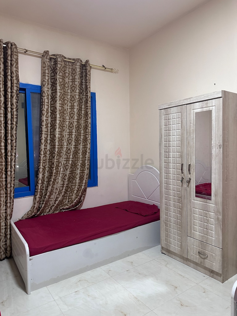 Apartment: Executive ladies bedspace available in shabiya 10 (near ...