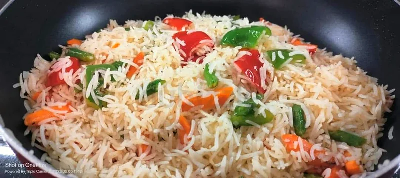 طباخ بدوام جزئي أو بدوام كامل63219830882050112