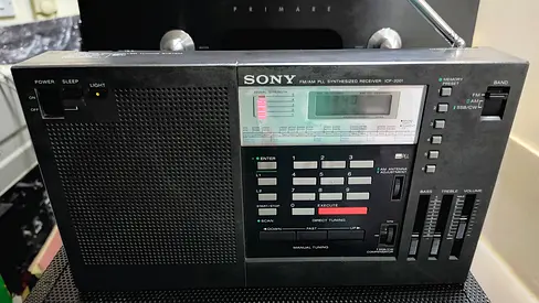 Sony ICF-2001 AM/FM/SW Radio