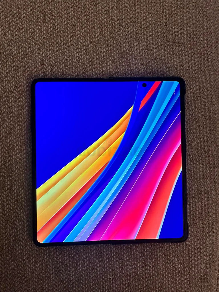 Honor Magic V2 UAE Version63215378887297111