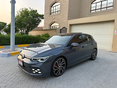 Volkswagen Golf for sale in Abu Dhabi | dubizzle