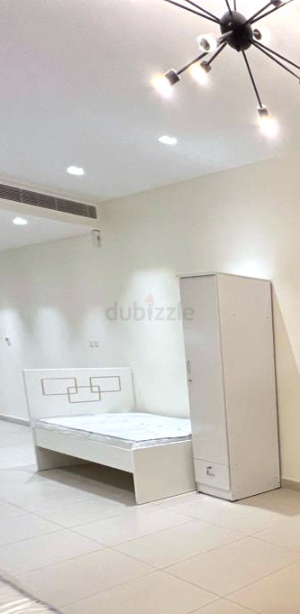 Apartment: Executive Furnished Bed Space Available In Studio Dip-1 