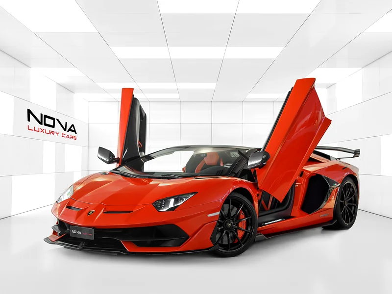 LAMBORGHINI AVENTADOR SVJ ROADSTER / GCC / 2 YEAR AGENCY SERVICE CONTRACT63139217837442110